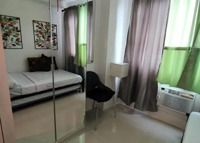 Aparthotel Lornas Staycation Manila